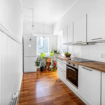 Apartment Sunny In Alesund