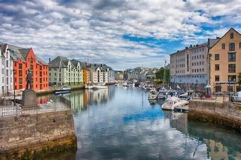 Appartement Sunny In Ålesund